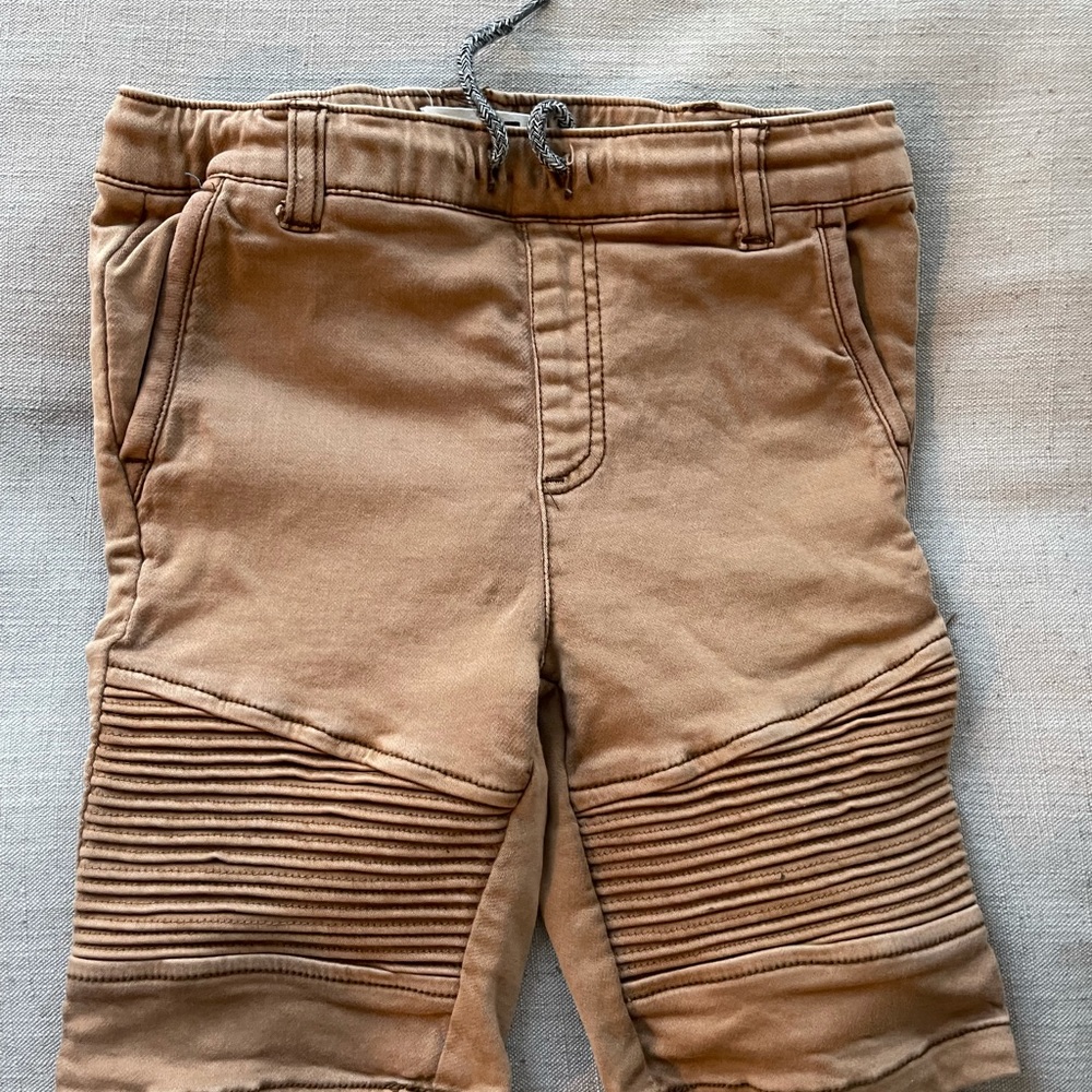 Khaki cotton on shorts size 7yrs